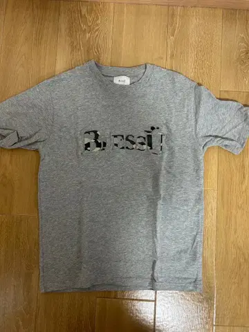 BLESSU 그레이 로고 프린트 T셔츠