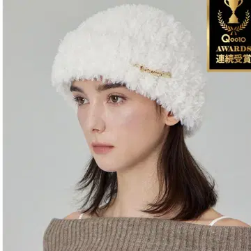 VARZAR Safety Pin Fur Beanie