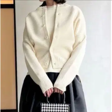 SHE 도쿄 데미 화이트 0 가디건