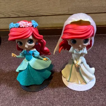 아리엘 피규어 세트 파란 드레스와 웨딩 드레스