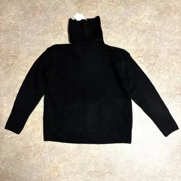 새상품 UNITED ARRIWS 터틀넥 니트 긴팔 블랙
