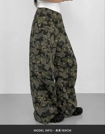 BLACKUP MADE 지프 온카모 카고 팬츠