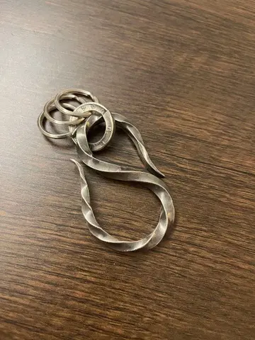 트위스트 키 훅