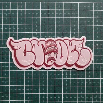 BORNXRAISED MR CARTOON 치카노