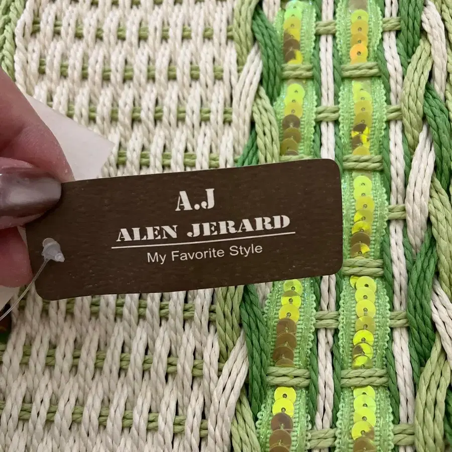 4번째 상품 이미지