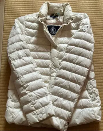 TOMMY HILFIGER 화이트 다운 자켓 S