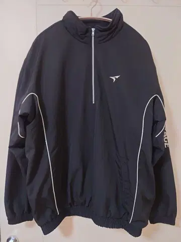 TOURSTAGE 투어 스테이지 가을/겨울 골프 자켓 블랙 L 사이즈