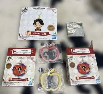 반다이 미세스 제일복권, E상 2점 F상 1점 세트