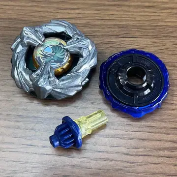 [ 새상품 ] 베이블레이드 X 트리케라 프레스 9-60BS 코7