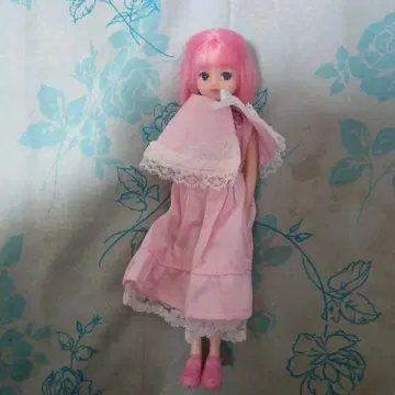 리카짱 핑크 드레스 인형