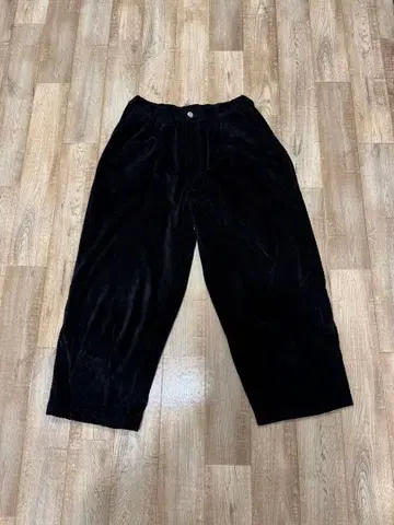 TIGHTBOOTH 코듀로이 워크 팬츠 블랙