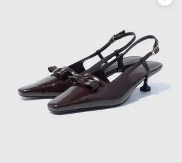 새상품급 searoomlynn 백 스트랩 라인 뮬