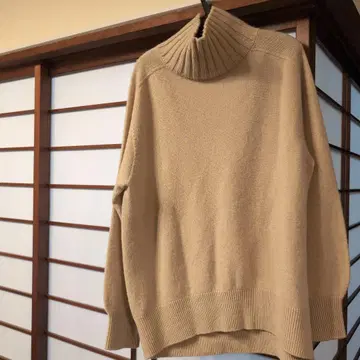울 95% 니트 스웨터 베이지 화이트