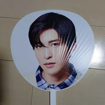 메구로 렌 부채