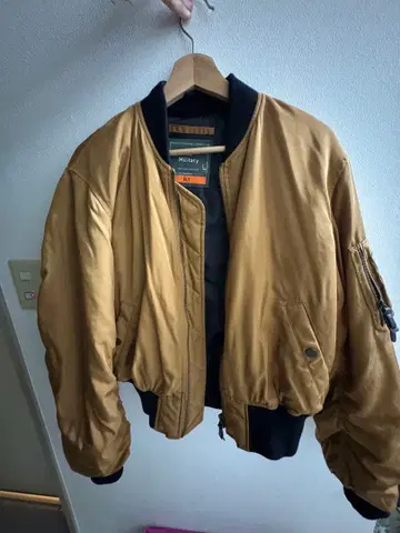 SLY 브라운 MA-1 자켓