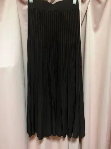 글로벌 워크 매끄러운 니트 플레어 스커트