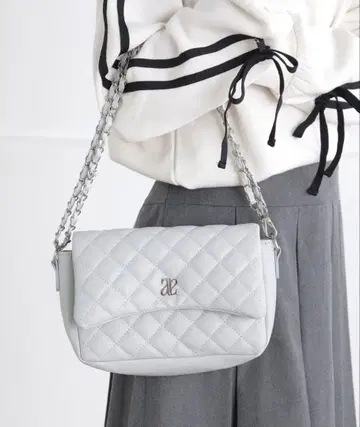 체인 숄더백 블루 그레이