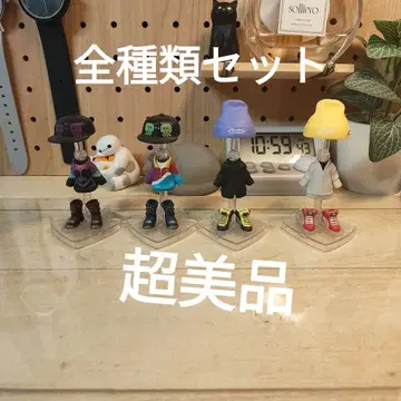 스프라툰 옷 갈아입히기 기어 컬렉션