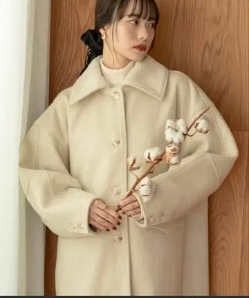 hinari 미니 샤기 롱 코트 아이보리