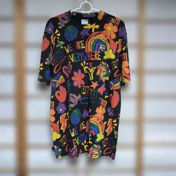 구제 PUMA 도화려한 멀티 컬러 올 패턴 디자인 티셔츠 M