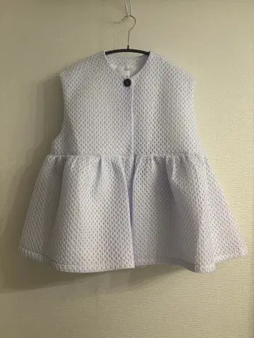 eLLA 플레어 실루엣 베스트 화이트