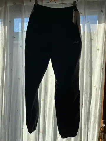 [ FILA ] 윈드 팬츠/블랙/방한/트레이닝 팬츠/새상품/미사용