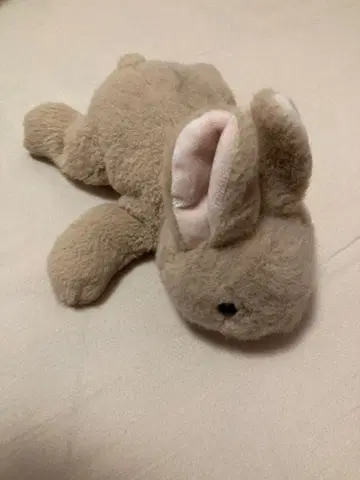 베이지 토끼 봉제 인형