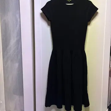 드로어 니트 원피스 블랙