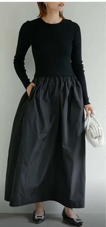 새상품급 개럴개런트 리브 타프타 롱 슬리브 원피스 도킹 원피스 블랙