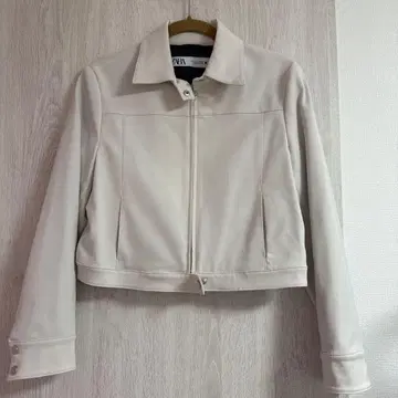 ZARA 아이보리 자켓 S사이즈