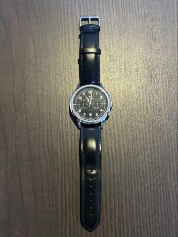 [ 정크제품 ] TOMMY HILFIGER 블랙 가죽 손목시계