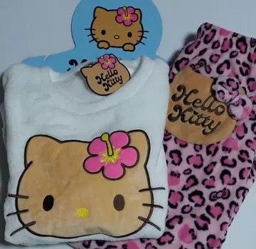 헬로키티 셋업 돈키 한정판 레오파드 무늬 홈웨어 룸웨어 L 사이즈