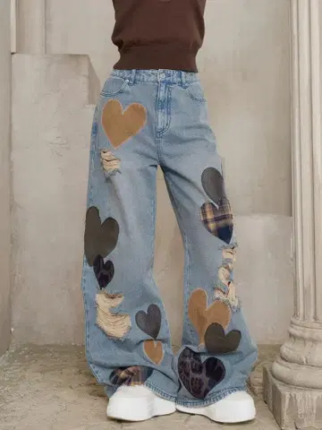 다리치 Darich 랜덤 하트 패치워크 데님 팬츠