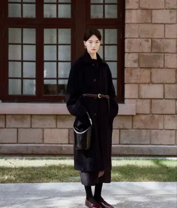 [ 새상품 ] TOUT Y EST SAC TONNEAU SMALL