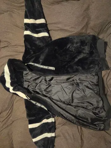 플리스 자켓 ADOPT 블랙