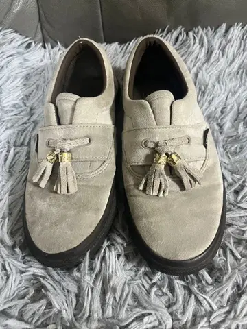 VANS 태슬 로퍼 그레이