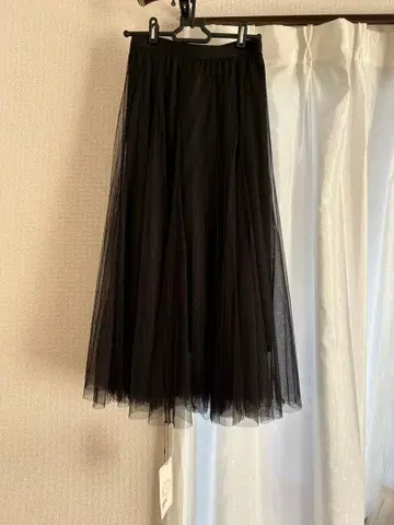 [ 미사용 ] 블랙 튤 플레어 스커트