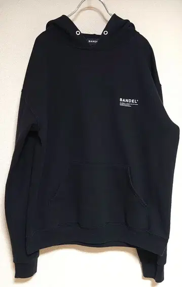 BANDEL 블랙 후드 부착 후드티