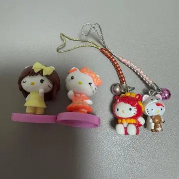 헬로키티 스트랩 피규어