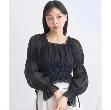 earth 블랙 프릴 상의