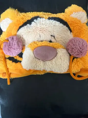 티거 플리스 캡 폼폼 포함