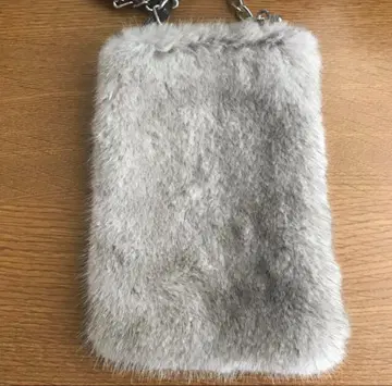 FOXEY 폭시 퍼 미니백