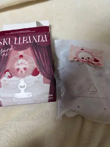 스컬 팬더 스마트폰 스트랩 muffin