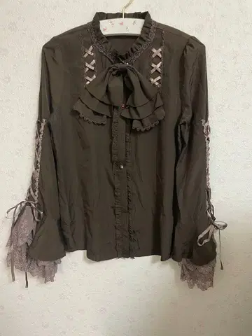 엑시즈팜 히메소데 블라우스