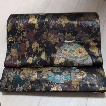 사촌분 후쿠로 오비 꽃무늬 블랙 베이스 금실 자수