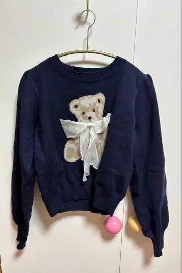 abc une face 곰 니트