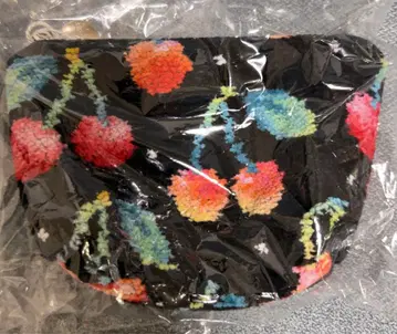 러브러리 바이 페이러 체리 도트 보트형 파우치 S 블랙