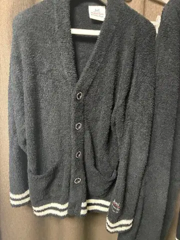 젤라또피케 조엘 로브숑 가디건 셋업