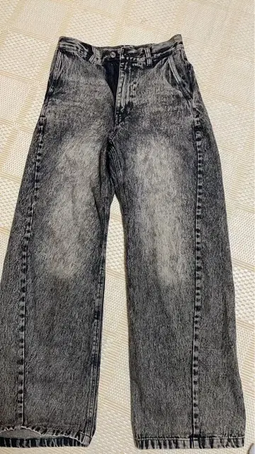 [ CIYOT-시요토- ] 빈티지 가공 커브 와이드 데님 팬츠