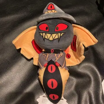 라운드원 하즈빈 호텔에 오신 것을 환영합니다 앉은 봉제 인형 서펜셔스